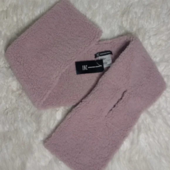INC Faux-Sherpa Pull-Through Muffler Scarf - Picture 3 of 4